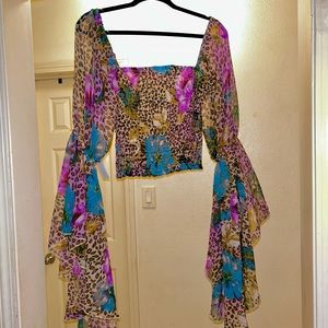 Cute off the shoulder tropical crop top perfect for summer or vacation